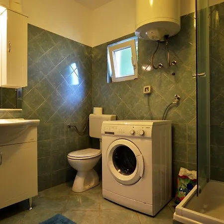 Vanessa House Villa *